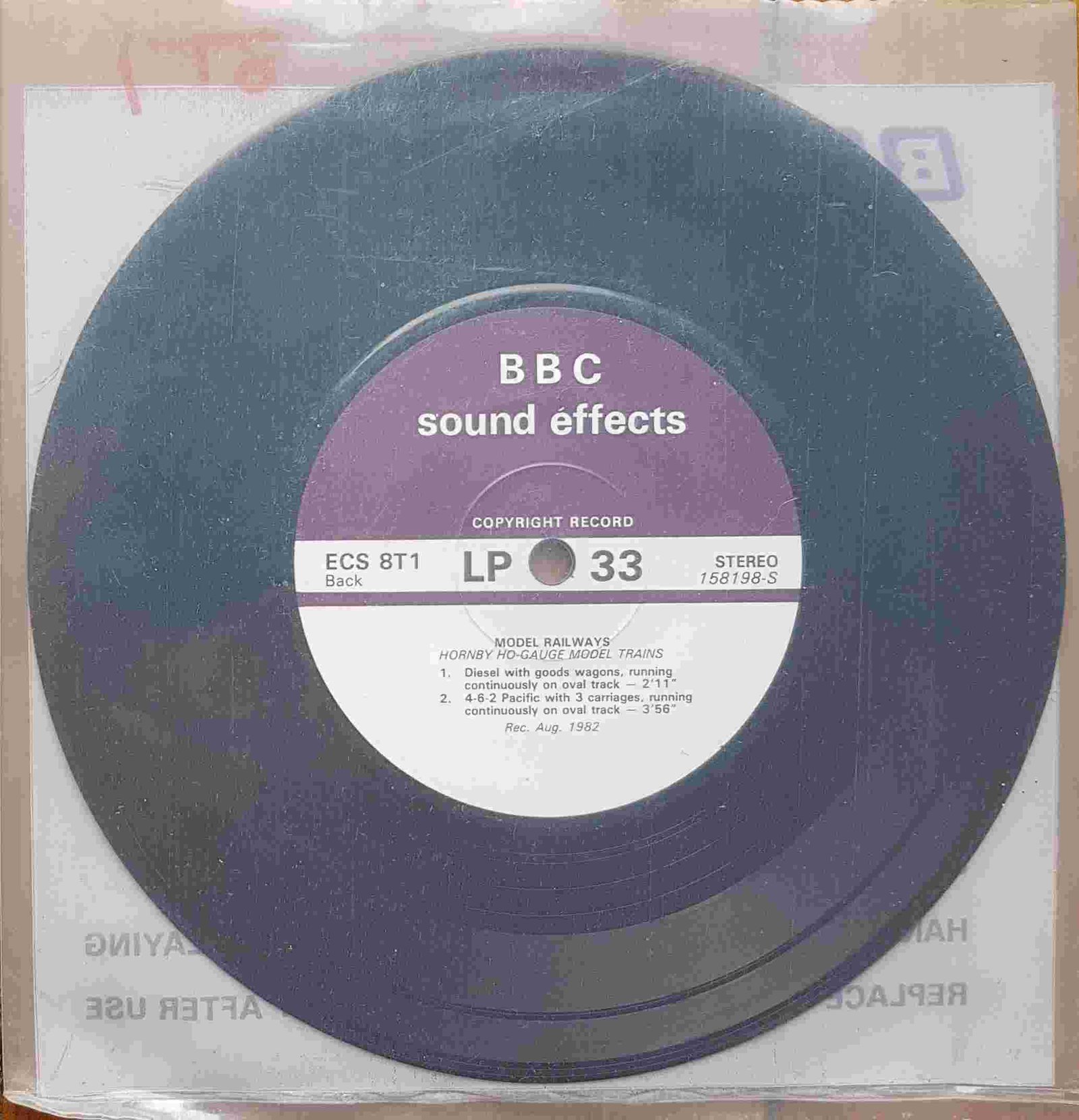 Back cover of ECS 8T1